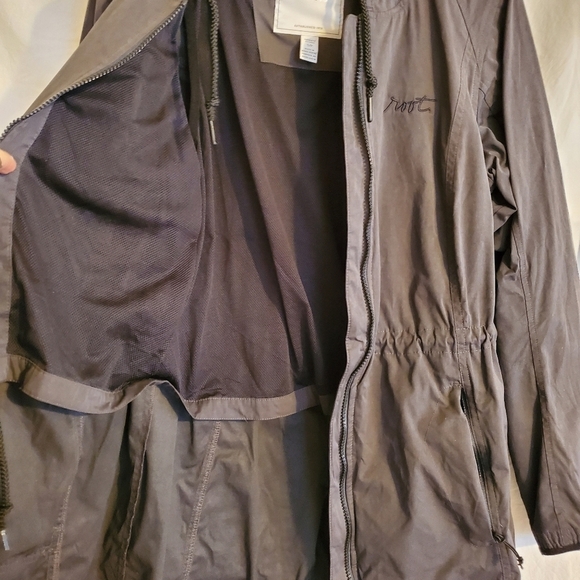 Roots Martinriver water resistant jacket size sm - Picture 9 of 16